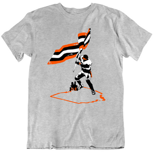 Baker Mayfield Plant The Flag Ohio Silhouette Cleveland Football Fan Distressed T Shirt
