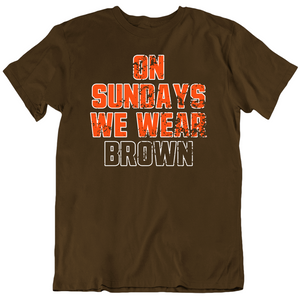 Sundays Wear Brown Cleveland Football Fan V6 Distressed T Shirt